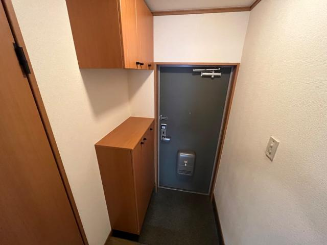 ラ　ターユの内装|玄関