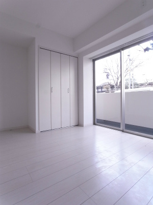 リブリ・T Eastの居間・リビング