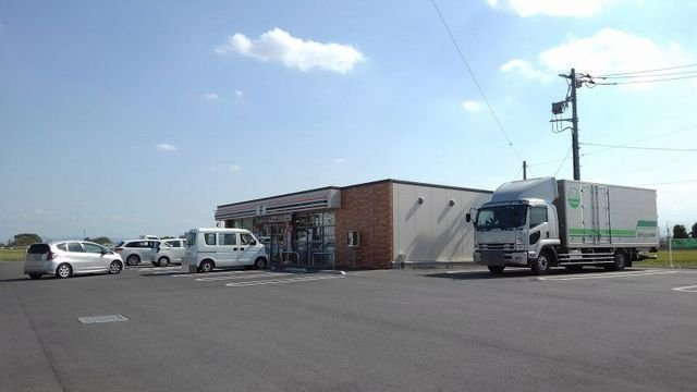 フリューゲルⅡの周辺|セブンイレブン前橋南高校前店まで800m