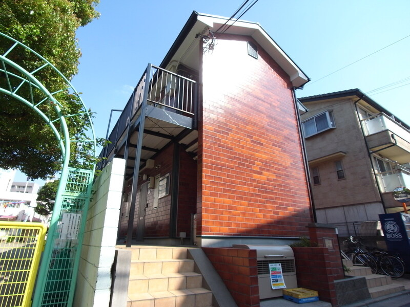 リリックコート平井の外観