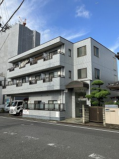 リズ松ヶ丘の外観