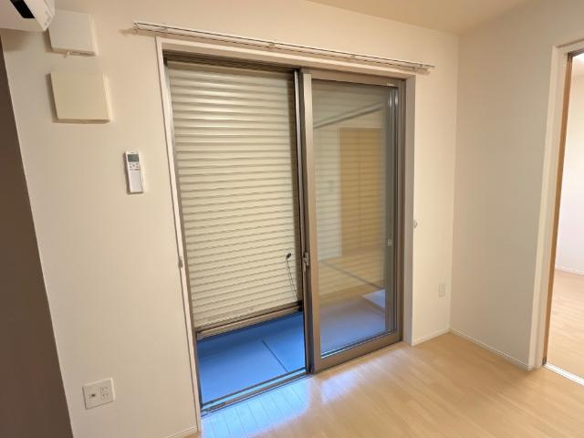 ブランの内装|シャッター