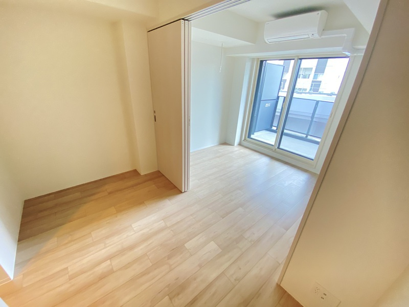 ONE ROOF RESIDENCE NISHINIPPORIの居間・リビング