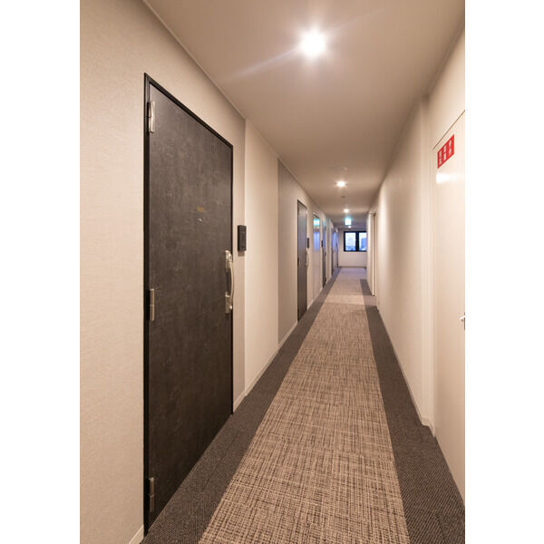スプランディッド本町グランのロビー