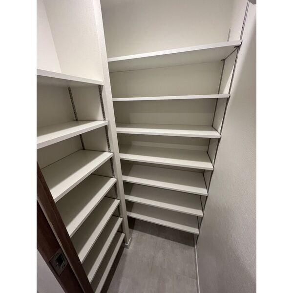スプランディッド本町グランの収納