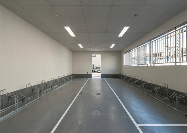 フォレストガーデン天満橋Ⅰの駐車場