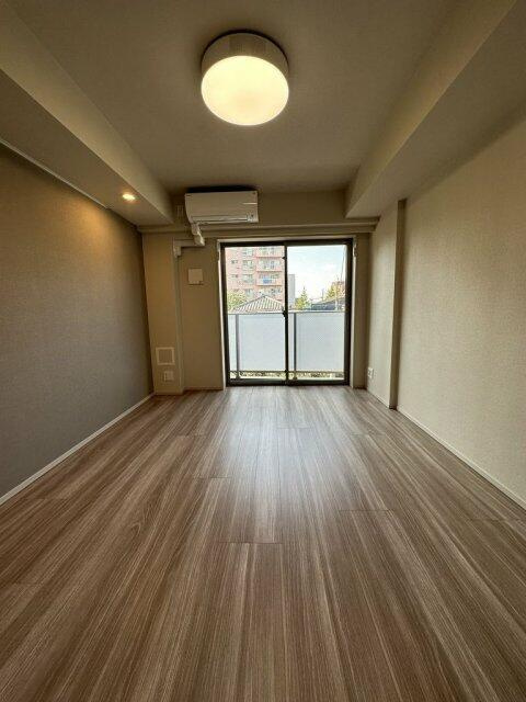 コンシェリア中野弥生町　ＴＨＥ　ＲＥＳＩＤＥＮＣＥの居間・リビング