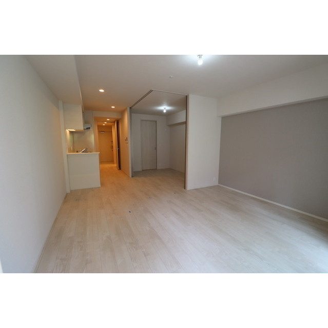 OPUS RESIDENCE SHINSAIBASHI SOUTHの居間・リビング