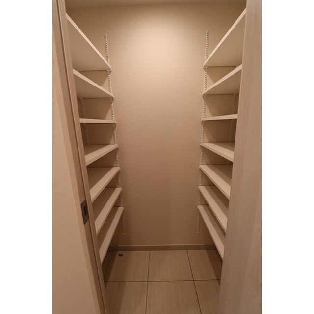 OPUS RESIDENCE SHINSAIBASHI SOUTHの収納