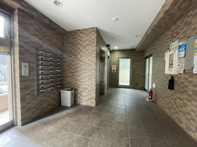 カナセ上汐町のロビー