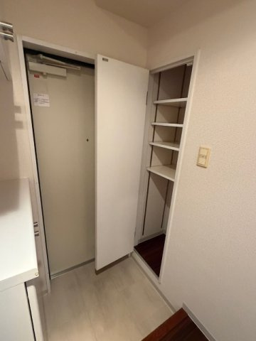 プレミアパリエ四天王寺の玄関