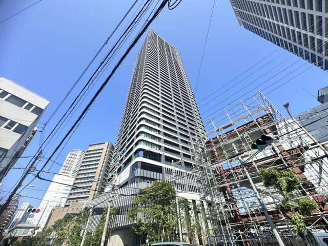 シエリアタワー中之島の外観