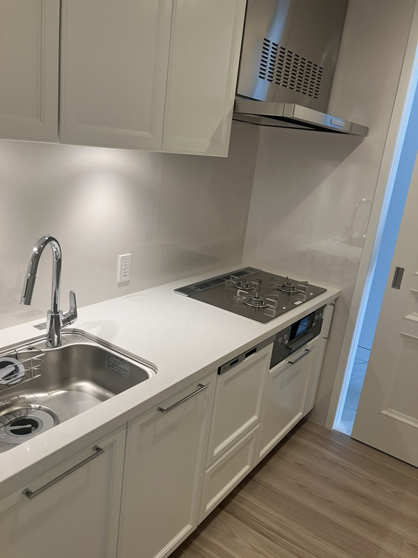 グラングリーン大阪 THE NORTH RESIDENCE　１７Ｆ南向きのキッチン