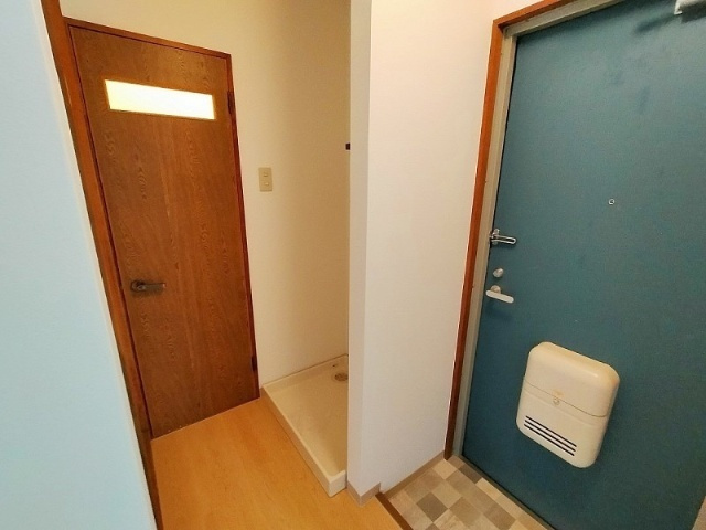 サンハイツ内田の玄関