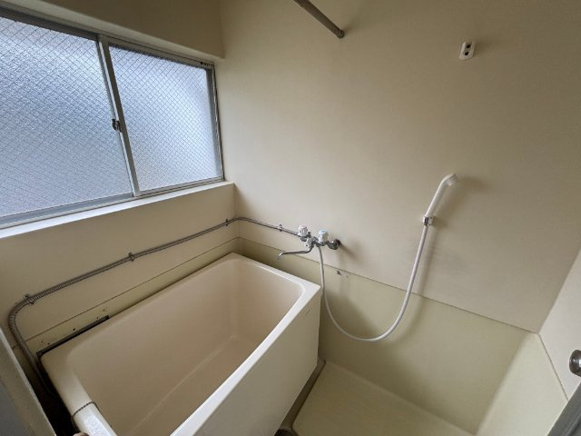 大黒ハイツの浴室