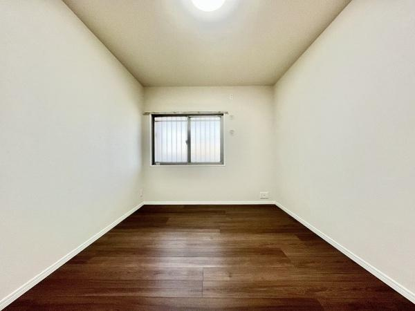 【寝室】 | ルイシャトレ垂水壱番館