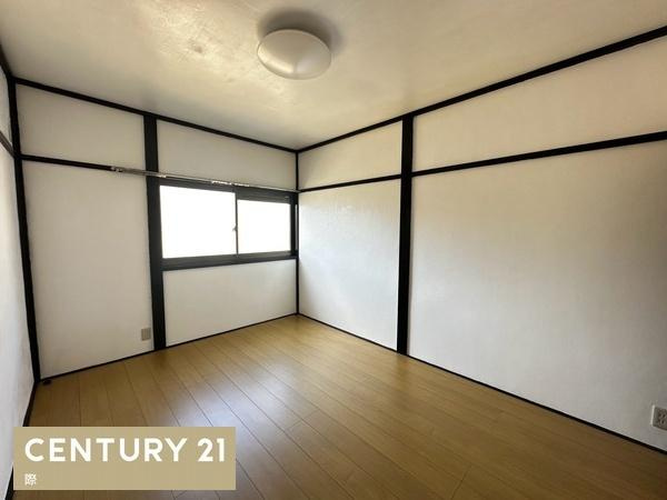 岩出市山　中古戸建の洋室