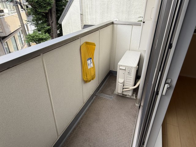 メゾン照庵のバルコニー
