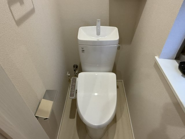 メゾンドゥパピヨンのトイレ