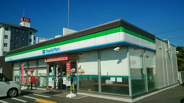 【周辺】 | グレイス | ファミリーマートまで600m