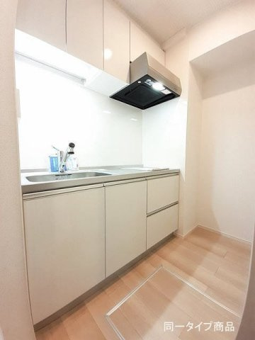 ヒカルサ新潟沼垂西のキッチン