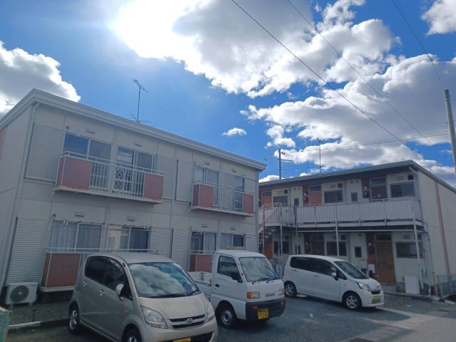 いわき市東田町一丁目　アパート２棟　全10戸の外観