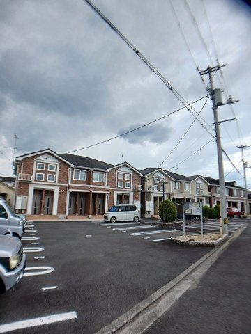セレノ東野　Ａの駐車場