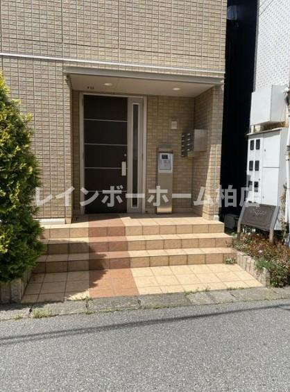 【仲介手数料：50％OFF】対象物件！のエントランス|オートロックがあります