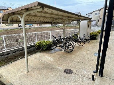 レオパレスメルベーユＮＳのその他|屋根付駐輪場