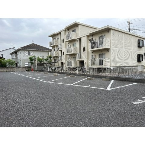 レグルス松戸A棟の外観