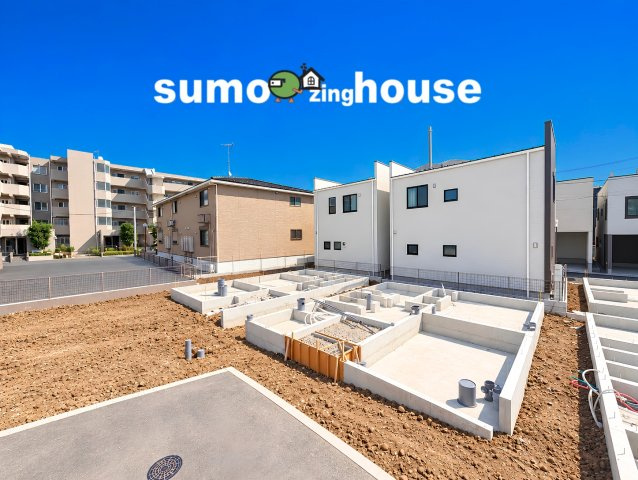 新築分譲住宅　ラグラス宮前平　5号棟の前面道路含む現地写真|前面道路含む現地写真です