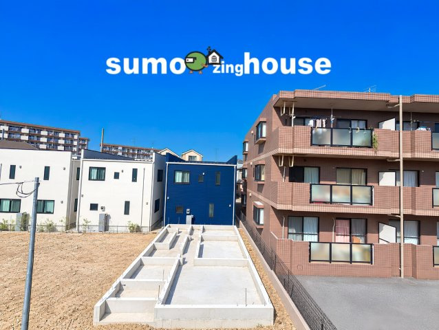 新築分譲住宅　ラグラス宮前平　5号棟の前面道路含む現地写真|前面道路含む現地写真です