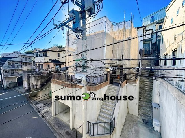 神奈川区子安台2丁目の前面道路含む現地写真|前面道路含む現地写真です