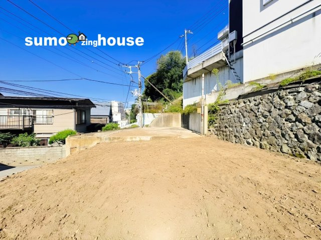 新築戸建　浅間台の前面道路含む現地写真|前面道路含む現地写真です