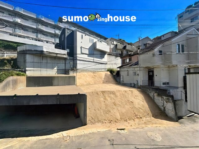 新築戸建　浅間台の前面道路含む現地写真|前面道路含む現地写真です