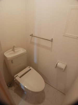 【トイレ】 | シャローム | 落ち着いたトイレです