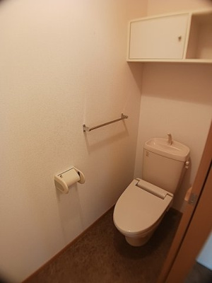 【トイレ】 | ルナ　エ　ステラＢ | ゆったりとした空間のトイレです