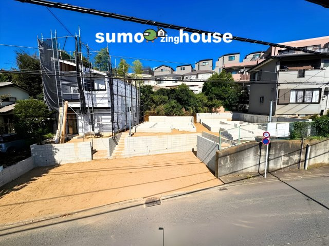 横浜市緑区東本郷　3号棟の前面道路含む現地写真|前面道路含む現地写真です