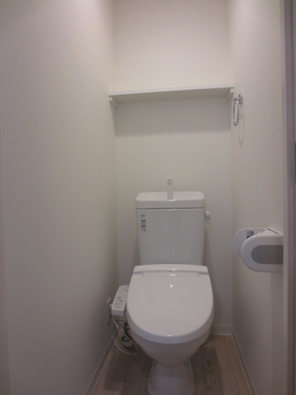 【トイレ】 | アークリード大津 | 落ち着いた色調のトイレです