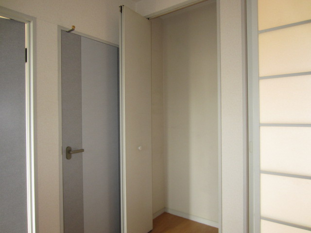 【収納】 | サンプレイス貝塚　Ａ棟