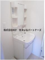 オリーヴァ上津A棟の洗面所|広い洗面スペース
