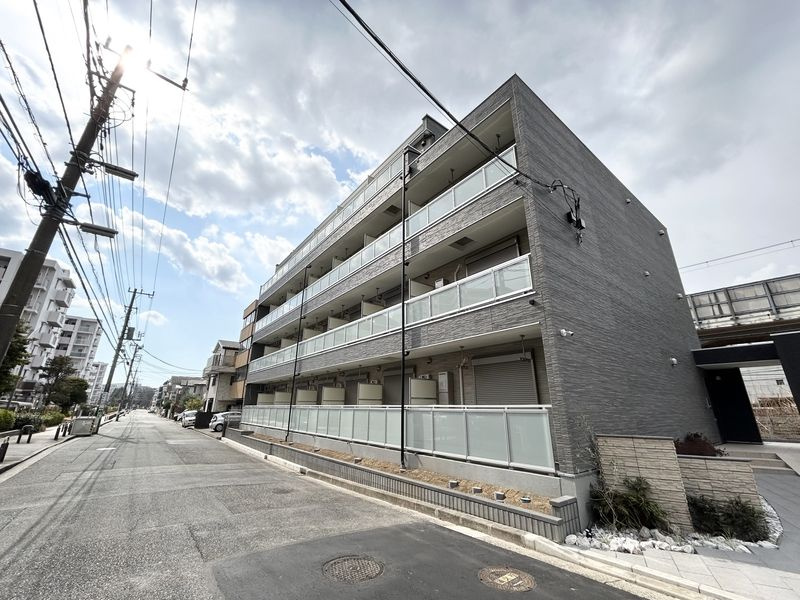 横浜市戸塚区矢部町の賃貸マンションの外観