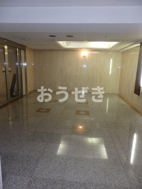 菱和パレス護国寺駅前のロビー