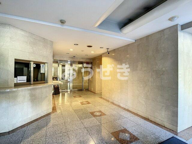 菱和パレス護国寺駅前のロビー