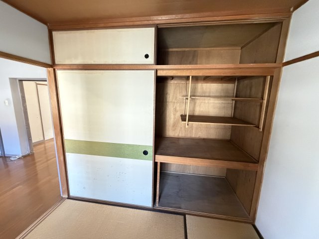 嫁ヶ茶屋住宅の収納