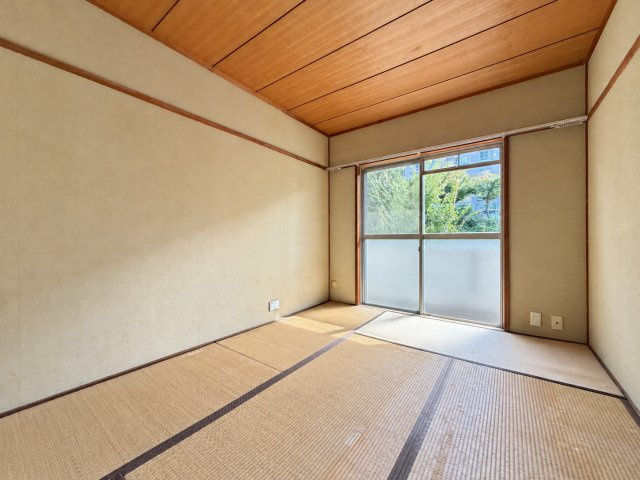 嫁ヶ茶屋住宅の寝室