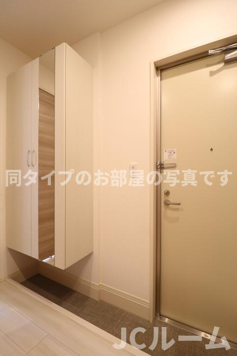 EISENの玄関