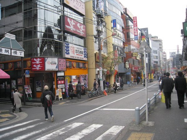 エミシアの周辺