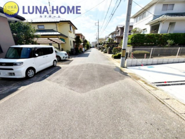 龍ケ崎市久保台2丁目第1期　新築戸建　4号棟の前面道路含む現地写真|「見学予約する」からカンタン即時予約♪お急ぎの方は「029-828-4413」までお電話ください♪
