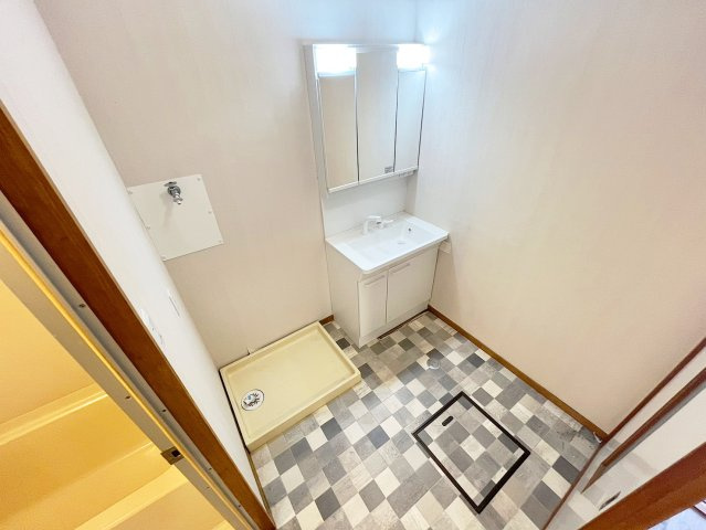 中本マンションの洗面所